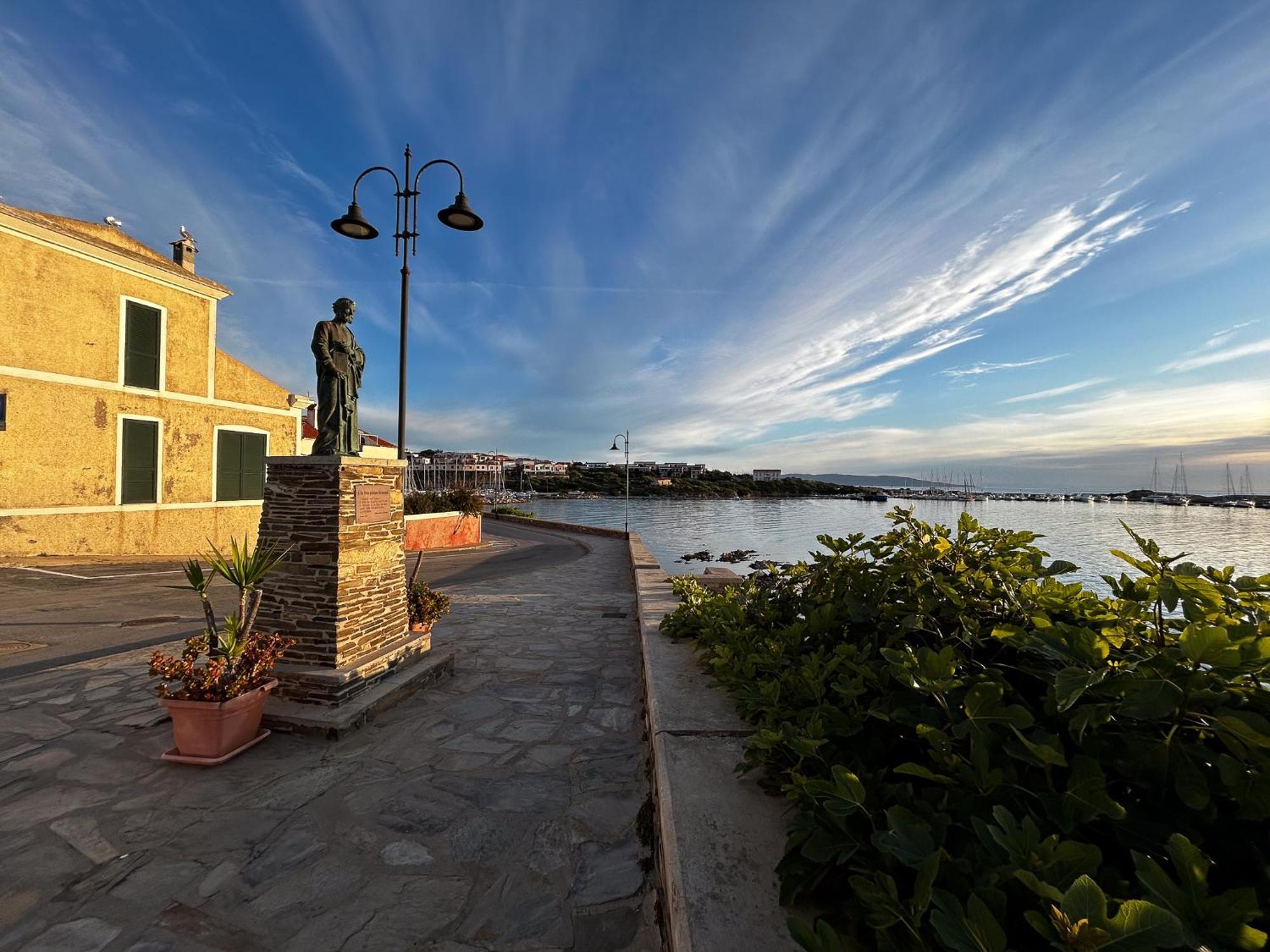 La Marina - Rooms In Stintino Luaran gambar